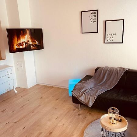 Felix Living 5, Modern & Cozy 2 Zimmer Wohnung, Terrasse, Parkplatz Salzweg Luaran gambar