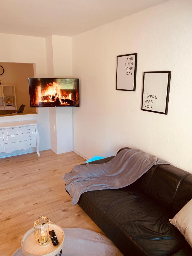 Felix Living 5, Modern & Cozy 2 Zimmer Wohnung, Terrasse, Parkplatz Salzweg Luaran gambar