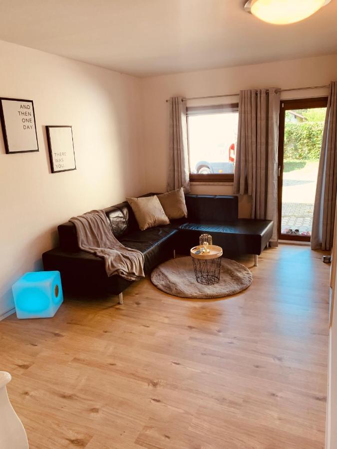 Felix Living 5, Modern & Cozy 2 Zimmer Wohnung, Terrasse, Parkplatz Salzweg Luaran gambar