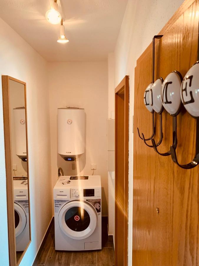 Felix Living 5, Modern & Cozy 2 Zimmer Wohnung, Terrasse, Parkplatz Salzweg Luaran gambar